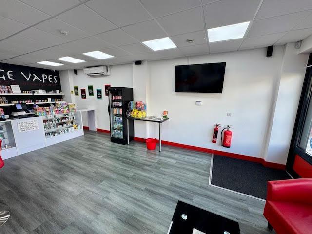voltage vapes bristol, vape shop, e-liquid, mods, tanks, e juice Voltage Vapes Bristol voltage vapes bristol, vape shop, e-liquid, mods, tanks, e juice Voltage Vapes Bristol
